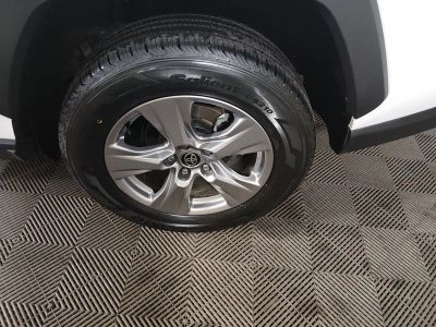 2024 Toyota RAV4 - Photo 10