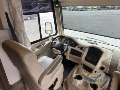2019 Coachmen Mirada - Photo 6
