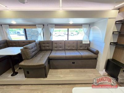 2026 Wildwood X-Lite 273QBXL — photo 28 view