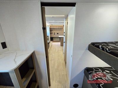 2026 Wildwood X-Lite 273QBXL — photo 25 view