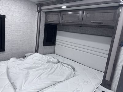 2025 Entegra TRAVEL SUPREME - Photo 10