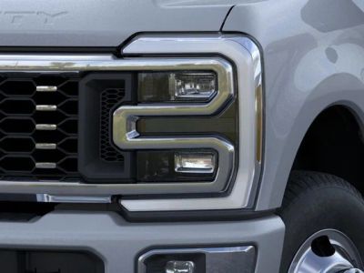 2026 Ford F-350SD — photo 18 view