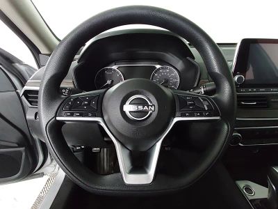 2024 Nissan Altima - Photo 12