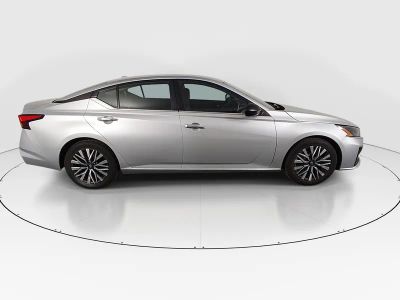 2024 Nissan Altima - Photo 8