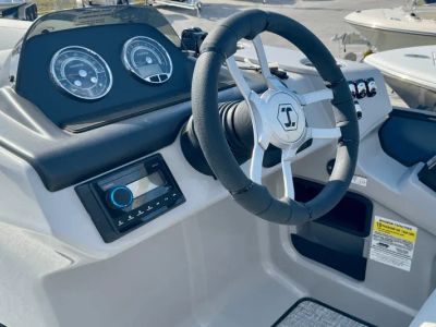2025 Harris 230 Cruiser - Photo 16