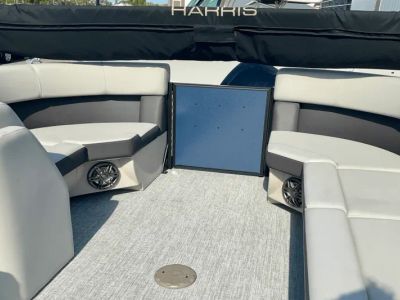 2025 Harris 230 Cruiser - Photo 8
