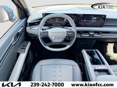 2026 Kia EV9 — photo 18 view