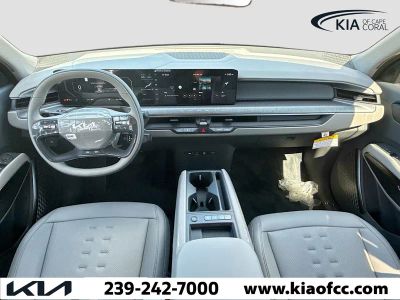 2026 Kia EV9 — photo 17 view