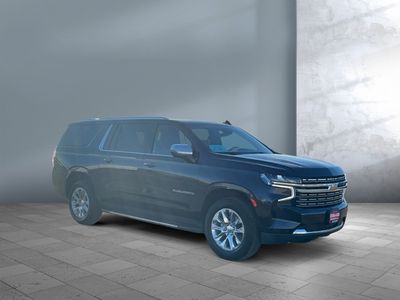 2023 Chevrolet Suburban — photo 8 view