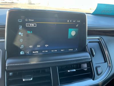 2023 Chevrolet Suburban — photo 11 view