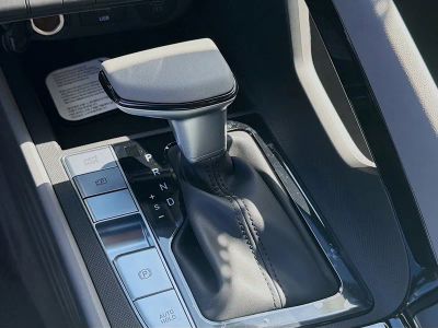 2026 Hyundai ELANTRA — photo 13 view
