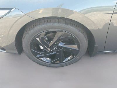 2026 Hyundai ELANTRA — photo 23 view