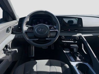 2026 Hyundai ELANTRA — photo 15 view