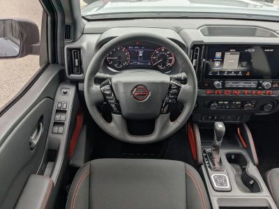 2026 Nissan Frontier — photo 16 view
