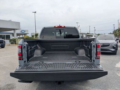 2026 Nissan Frontier — photo 12 view