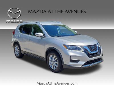 2019 Nissan Rogue — rear three-quarter view