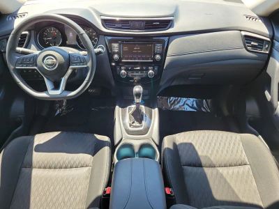2019 Nissan Rogue — photo 14 view