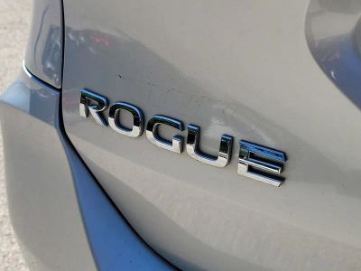 2019 Nissan Rogue — photo 7 view