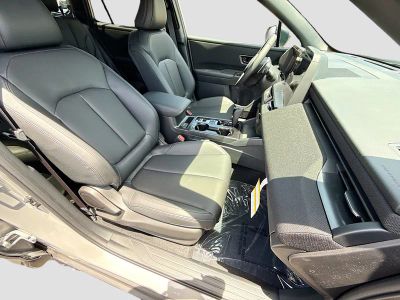 2026 Subaru Outback — photo 13 view
