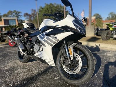 2026 CFMOTO 300SS - Photo 1