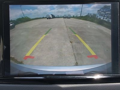 2023 Chrysler Pacifica — photo 16 view