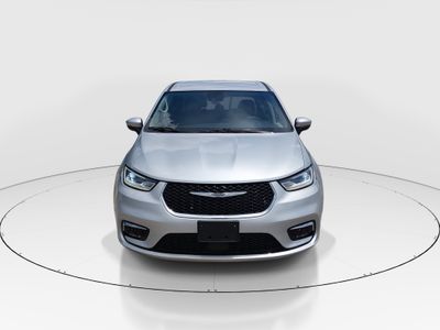 2023 Chrysler Pacifica — side profile view