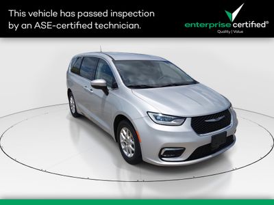 2023 Chrysler Pacifica Touring L FWD — front three-quarter view