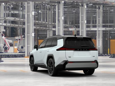 2026 Toyota RAV4 - Photo 9