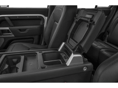 2024 Land Rover Defender — photo 11 view