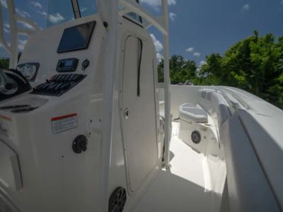 2018 Mako 234 CC - Photo 24