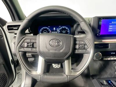 2026 Toyota Tacoma 4WD — photo 15 view