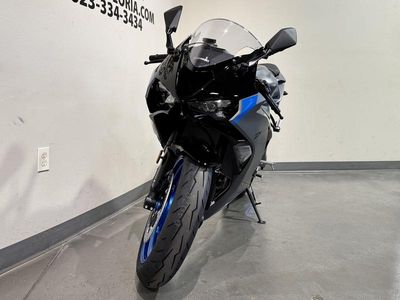 2026 Kawasaki Ninja ZX-6R - Photo 4