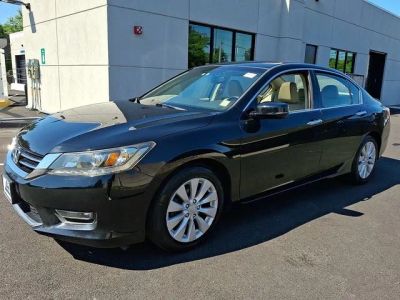 2013 Honda Accord — rear three-quarter view