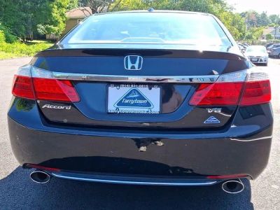 2013 Honda Accord — detail view