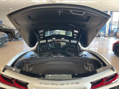 2026 Chevrolet Corvette Stingray — photo 11 view