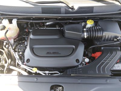 2022 Chrysler Voyager - Photo 9