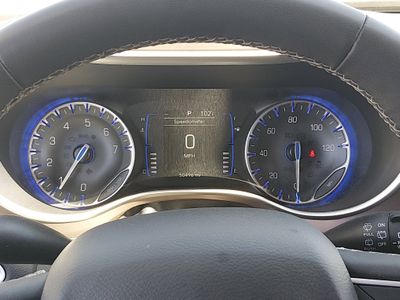 2022 Chrysler Voyager - Photo 14