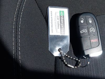 2022 Chrysler Voyager - Photo 15