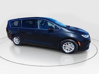 2023 Chrysler Pacifica - Photo 8