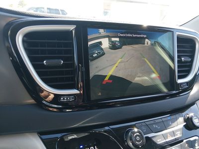 2023 Chrysler Pacifica - Photo 16