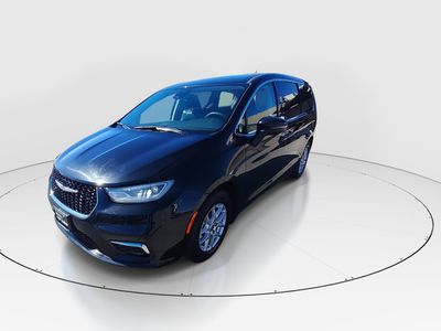2023 Chrysler Pacifica - Photo 3
