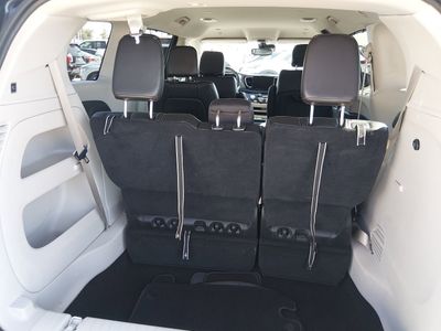 2023 Chrysler Pacifica - Photo 11