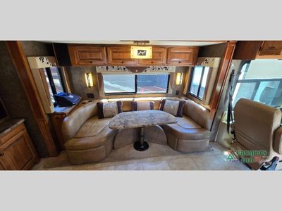 2014 Tiffin Motorhomes Allegro RED — photo 39 view