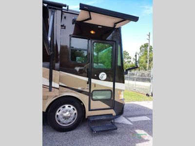 2014 Tiffin Motorhomes Allegro RED — photo 28 view