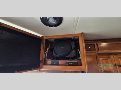 2014 Tiffin Motorhomes Allegro RED — photo 36 view