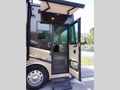 2014 Tiffin Motorhomes Allegro RED — photo 29 view