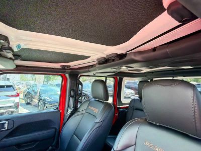 2023 Jeep Wrangler — photo 25 view