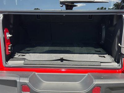 2023 Jeep Wrangler — photo 11 view