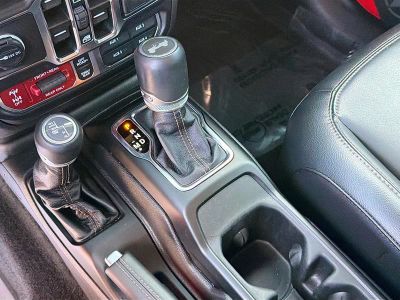 2023 Jeep Wrangler — photo 27 view
