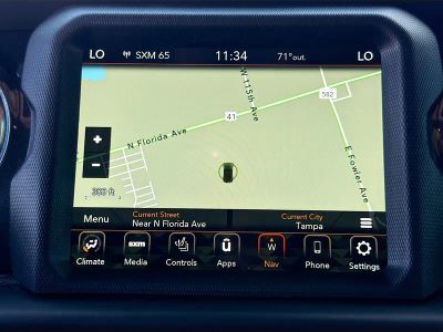 2023 Jeep Wrangler — photo 30 view